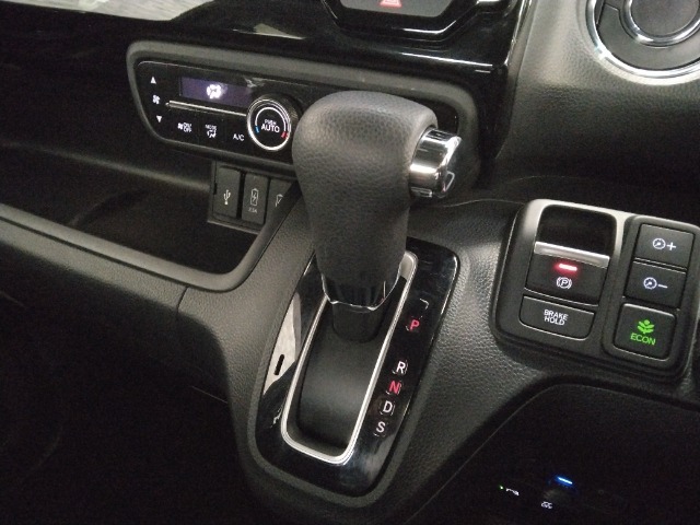 気になることがございましたら、お電話または問い合わせフォームからお気軽にお問い合わせください。