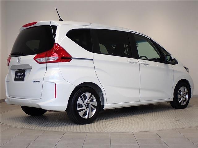 当店はJネットレンタリースの中古車販売部門として、レンタカーの車両入れ替え時に「使用地域」や「車両状態」などを厳選して特におすすめ出来る車両のみを中古車として販売しています。