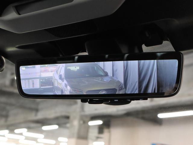 スマートリヤビューミラー搭載で荷物が多い時でも後方確認可能です。