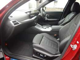 全国納車可能です。最寄りのBMW正規ディーラーにて、保証修理可能です。遠方のお客様もご安心ください