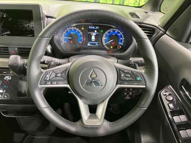【ステアリングスイッチ】運転中、前方から目線をそらすことなく、オーディオ等の操作が可能な便利機能！安心＆快適なドライブを演出してくれます♪