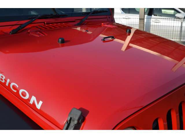 色褪せやキズなど無く大変状態の良いお車になります。勿論内装も使用感少なくコンディション良好のお車になります。
