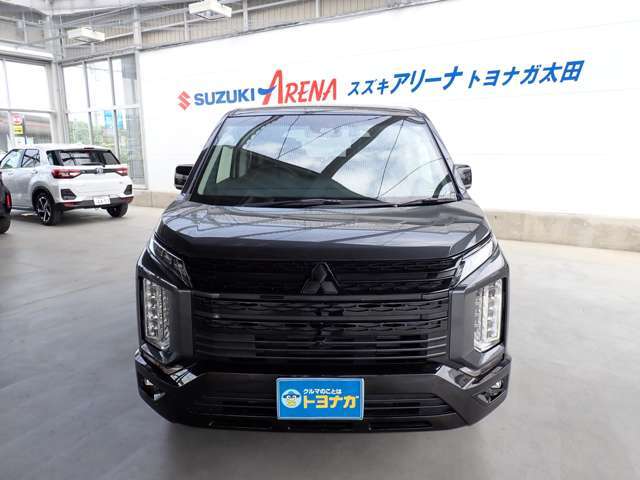 ☆特別仕様車「BLACK　Edition」「P」グレードをベースに、エクステリアをブラックマイカで統一！18インチアルミホイールもブラック塗装！引き締まった力強い印象☆