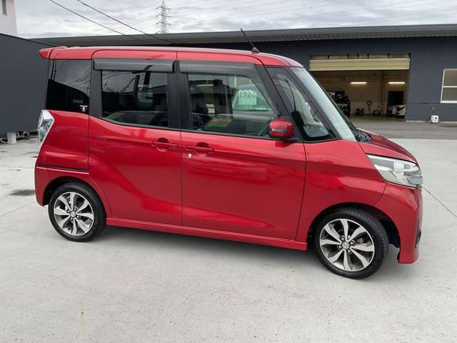 サイドビューです。