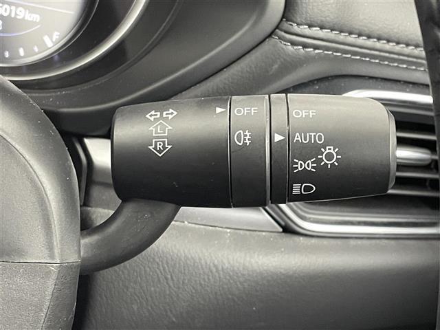 【運転席操作部】快適なドライブを楽しむための機能が装備されています！運転席から触れるので、使いやすいです！除菌プランいれていただくと、さらに清潔で安心していただけます！