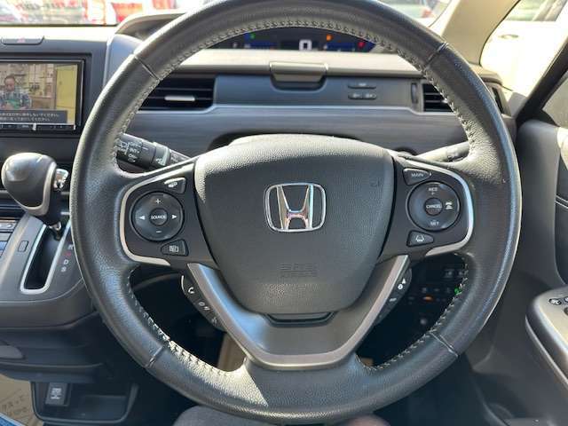 入庫まもないインターネット未掲載の車両やお買い得な車両も多数ございます。
