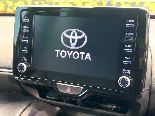 【ナビ機能付きディスプレイオーディオ】ナビ機能搭載の他、お持ちのスマートフォンと連携して、ナビやbluetoothでの音楽再生が可能です♪デザインはもちろん操作性も良好！