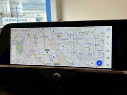 【ナビゲーション】付きの車両です。初めての場所でもこれが付いていればどこへでも行くことができますね♪