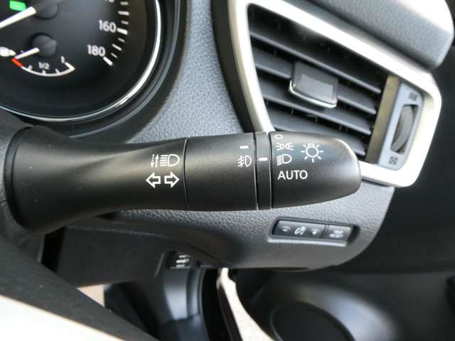 オートライト付のライトスイッチ