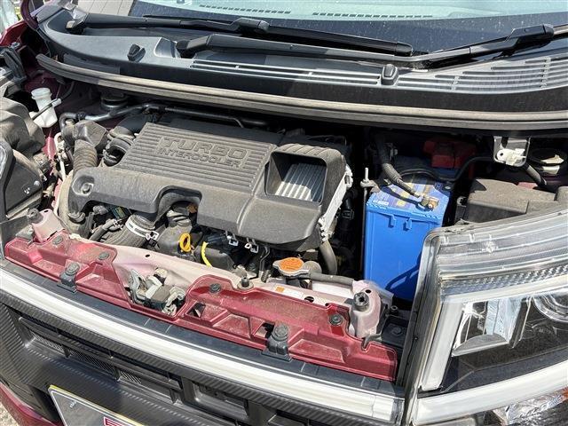 機関良好です！エンジンルームも綺麗にクリーニング済みです！