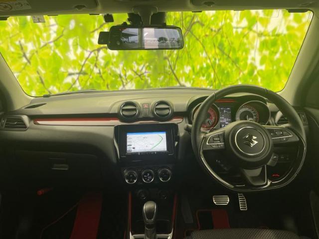 「この車の写真をもっと見たい」「状態が気になる」「この装備はついている？」どんな小さな疑問でもお気軽にお問い合わせください！