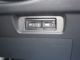 ETC車載器で有料道路も楽々です。