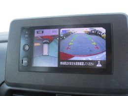 全方位カメラで駐車が苦手な方も安心です。