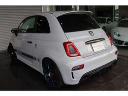 外装色はグリジオカンポポーロです。