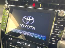 【純正ナビ】人気の純正ナビを装備。オーディオ機能も充実しており、Bluetooth接続すればお持ちのスマホやMP3プレイヤーの音楽を再生可能！毎日の運転がさらに楽しくなります！！