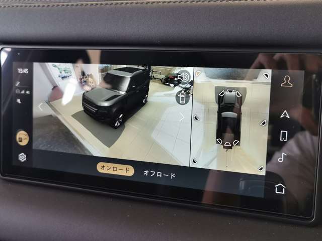 【3Dサラウンドカメラ（360°カメラ）】全方位の死角となる部分や発進時・駐車時・細い路地からの運転などカメラを通してモニターで確認することが可能です。
