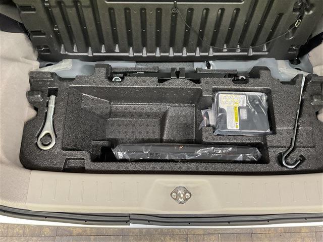 自社指定工場「ハヤブサ車検」も併設しております。納車後も安心してお任せください。