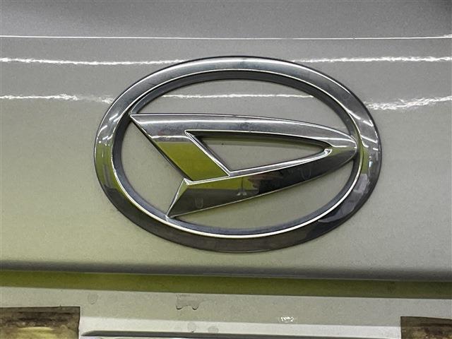 届出済 未使用車販売だけでなく、買取、下取、車検、メンテナンス、保険もバッチリ！お客様のトータルカーライフをしっかりサポートいたします。
