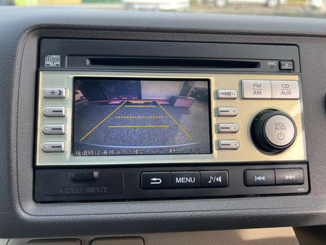 純正CDデッキ装備！バックカメラ付いています！