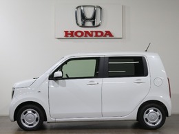 ボディカラーはプラチナホワイトパールです。