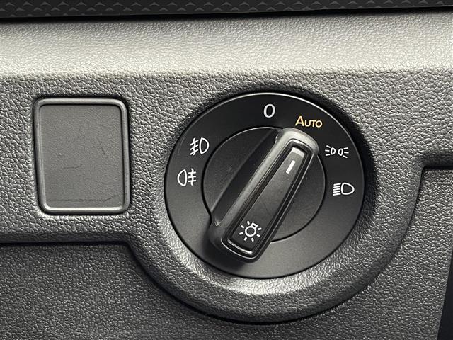 ご来場が難しいお客様でもご安心下さい、店頭在庫でしたらテレビ電話などを使いお車の詳細をご説明させて頂く事も可能でございます。当店スタッフが真心込めてご対応させて頂きます。