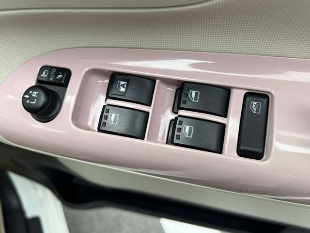♪運転席ウィンドウスイッチ♪