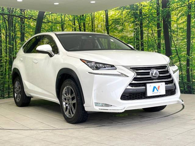 大好評のボディコーティング「弾スプラッシュコート」もご納車までに施工可能。通常のガラスコートと異なる、耐久年数6年の無機質ガラスコーティングが、ボディをキレイな状態に保ってくれます。
