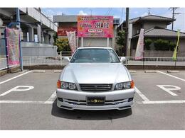 これは素晴らしい！見事な車両の保管状態です！上物で美車です！あまりにも綺麗なのでスタッフ1押しのチェイサー！ツアラーV！奇跡のオークション評価は5点中で4.5点です！是非お越し下さい！限定1台です！