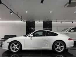 ポルシェセンターメンテナンス車両　ポルシェセンター記録簿H17年~R6年　左H　2023年製ミシュランパイロットスポーツ　シートヒーター　純正18AW　アルカンターラルーフ　左H　ナビ　Bカメラ