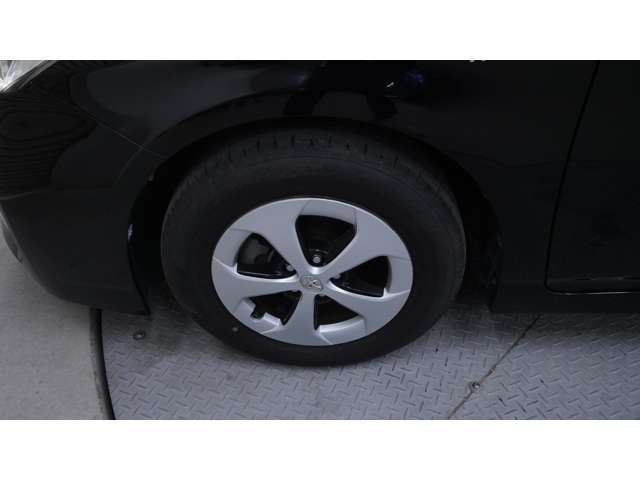 全車専用機械でルームクリーニング施工してます！フロントシートも、もちろん汚れや破れも無く非常に良いコンディションですよ☆当社の機械は高温洗浄なので除菌にも効果があります！キレイな室内のほうがイイ！！