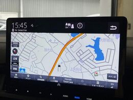 【大画面ナビ】人気の大型11.4インチナビを装備。存在感のある大画面はインパクト大！ナビ利用時のマップ表示は見やすく、テレビやDVDは臨場感がアップ！いつものドライブがグッと楽しくなります♪