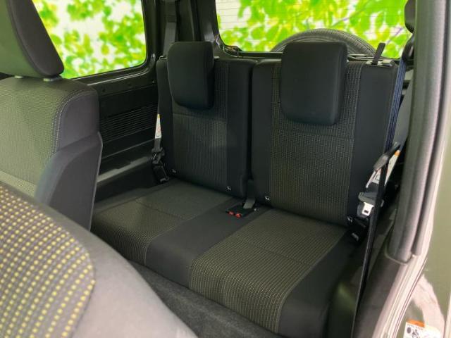 WECARSでは各商談席に大型モニターをご用意しております！見やすい大画面でゆったりと全国の在庫をご覧いただけます！是非ご来店お待ちしております！