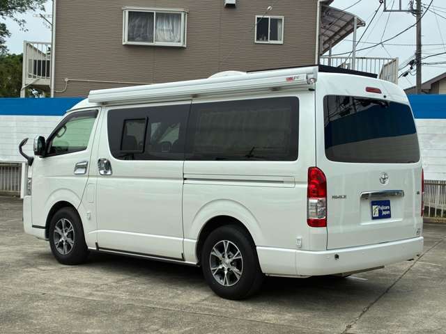 国家資格2級整備士チームが常時メンテナンスを行っています。社外品に関しての知識・経験も豊富でお客様のご要望、相談に対応できるようになっています。