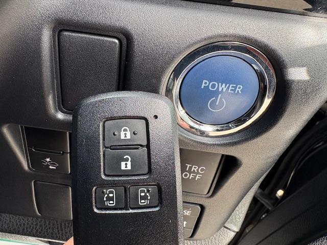 【付属品】『付属品』の画像になります。写真の内容に関してご不明点、ご質問等がございましたらお気軽にガリバー店舗までお問い合わせください。