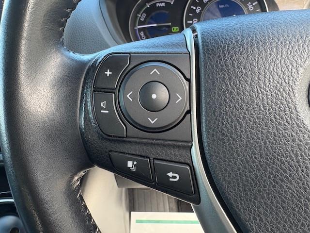 【運転席操作部】『運転席周辺の装備』の画像になります。快適なドライブを楽しむための機能が装備されています！運転席から触れるので使いやすいです！
