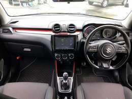 セーフティPKG　6速MT　8型ナビ　BT・USB　全方位モニター　HKSマフラー　サイドデカール　LEDオートライト　F・Rフォグ　シートヒーター　17インチアルミ　前後ドラレコ　DSBS　ACC