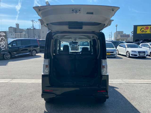 彦根インターからお車で3分とアクセス便利！近くには有名観光地の彦根城もありますので、観光と合わせてのご来店も良いですね♪活気溢れる自慢のスタッフがお客様のご来店をお待ちしております！