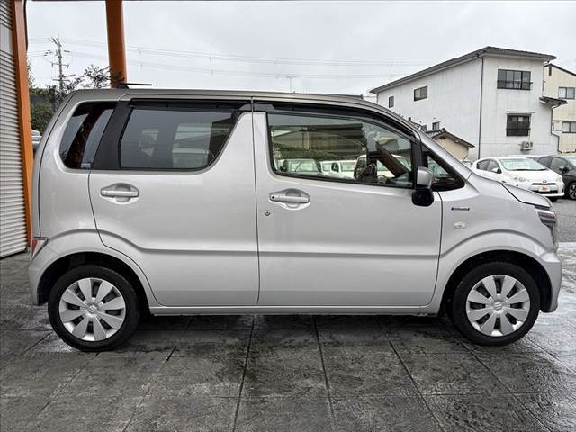 各種オートローンの取り扱いも行っております。（プレミア・ジャックス・オリコ・イオン)審査は簡単、免許書さえあれば所得証明など不要で即審査させて頂きます★