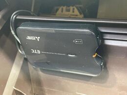 【ETC】高速道路の料金所をストレスなく通過！話題のスポットやサービスエリアに多い「スマートIC」利用時は必須のアイテムです。当店でセットアップを実施、ご納車当日からすぐにご利用いただけます！