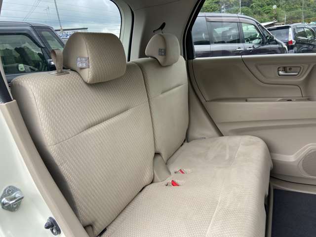 経験豊富なスタッフが厳選したお車のみをお取り扱いしております。ご購入後のアフターサービスも安心してお任せください。