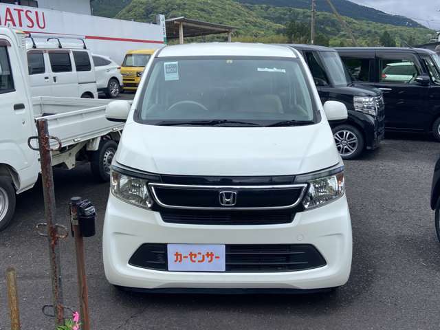 経験豊富なスタッフが厳選したお車のみをお取り扱いしております。ご購入後のアフターサービスも安心してお任せください。