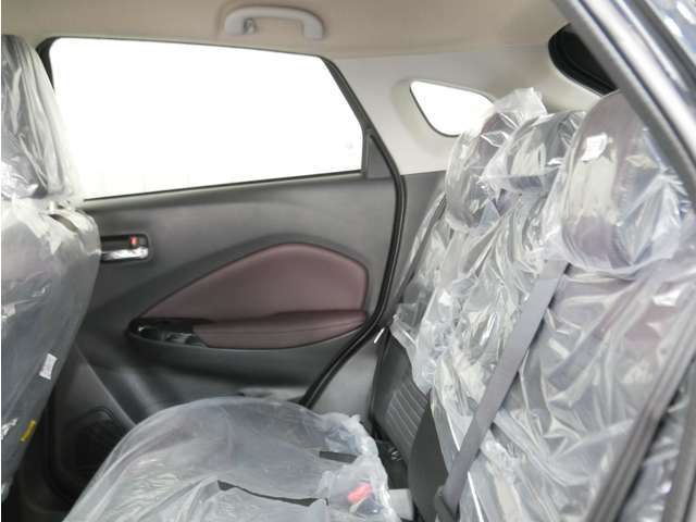 各メーカーの展示車とカタログを取り揃えております。お気軽にお立ち寄りください。山陽道『三木小野IC』から5分。電車では神戸電鉄『恵比寿』駅または『三木上の丸』駅でお電話ください。お迎えにあがります。
