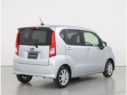 元弊社社用車のステラ入荷しました！運転支援システムのスマートアシスト搭載！小回りが利き、使い勝手が良い1台！！