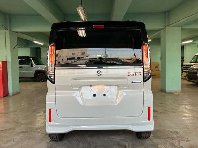 ●新車・登録（届出）済未使用車の無料初回点検（1か月）・半年点検・保証修理は全国のディーラーでお受けできます！●