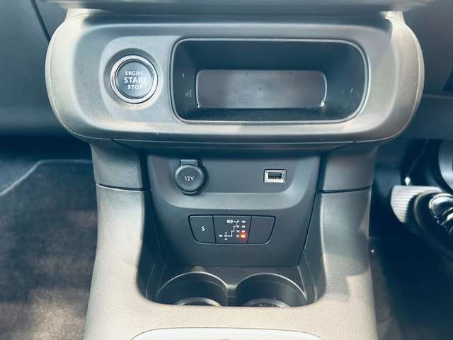 LIBERALAグループの在庫車両を当店で購入納車可能です！！