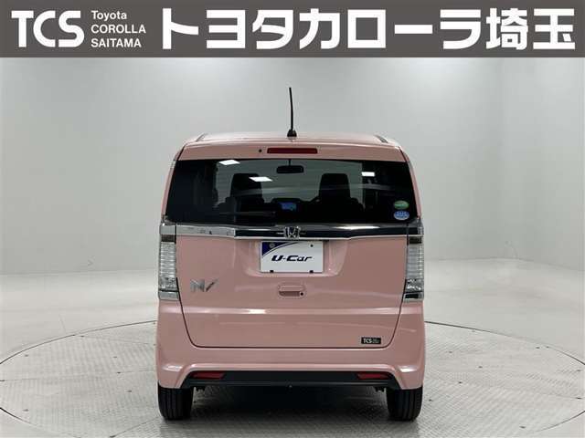 外板色はプレミアムピンクパール（R562P）！