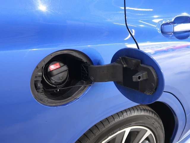 整備費用は含んでおります。車検整備、12カ月法定点検をベースに熟練のサービス軍団が整備いたします。