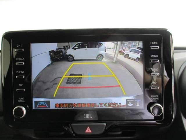 バックガイドモニターで、後方を確認しながら安心して駐車することができます。運転初心者も熟練者も必須の機能ですよ！