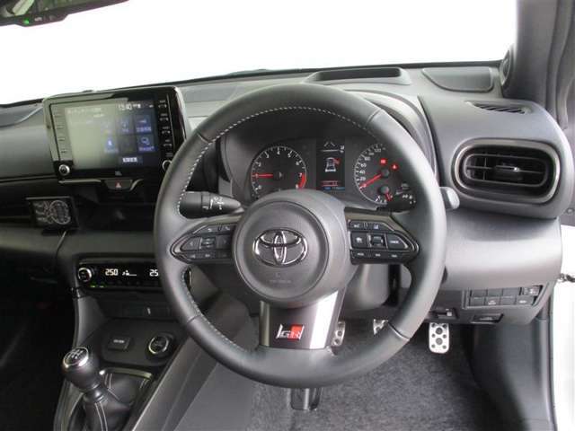 ヤリス　GR　RZ入荷致しました是非ご検討ください、4WDターボ車です