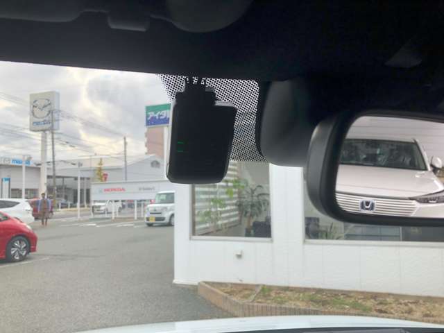 ドライブレコーダー搭載で安心して運転出来ます！！